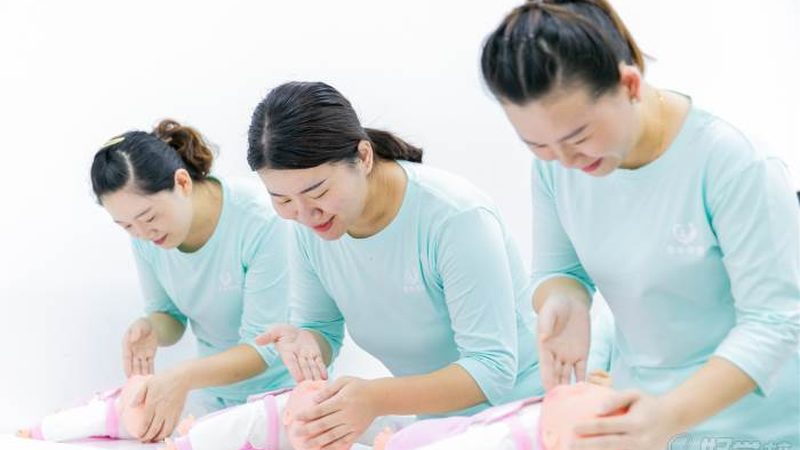 3个月宝宝游泳圈如何挑选？关键因素大揭秘**